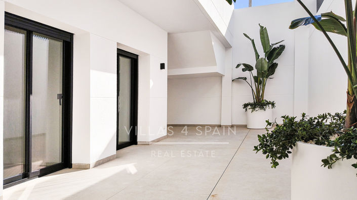 Image No.24-5 Bed Villa for sale