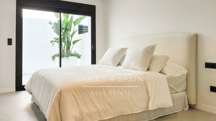 Image No.23-5 Bed Villa for sale