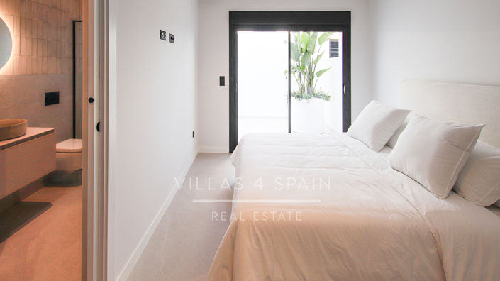 Image No.24-5 Bed Villa for sale