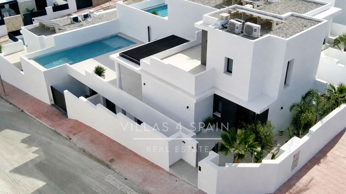 Image No.38-5 Bed Villa for sale