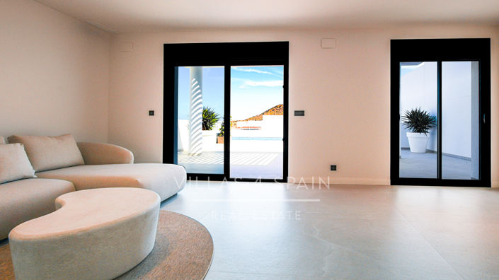 Image No.9-5 Bed Villa for sale