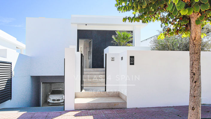 Image No.5-4 Bed Villa for sale