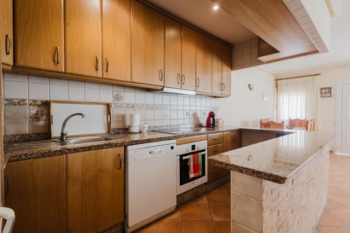 Image No.14-3 Bed Apartment for sale