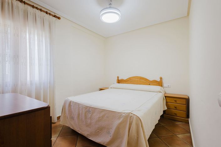 Image No.23-3 Bed Apartment for sale