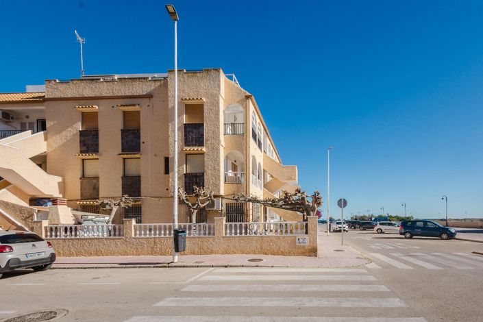 Image No.32-3 Bed Apartment for sale