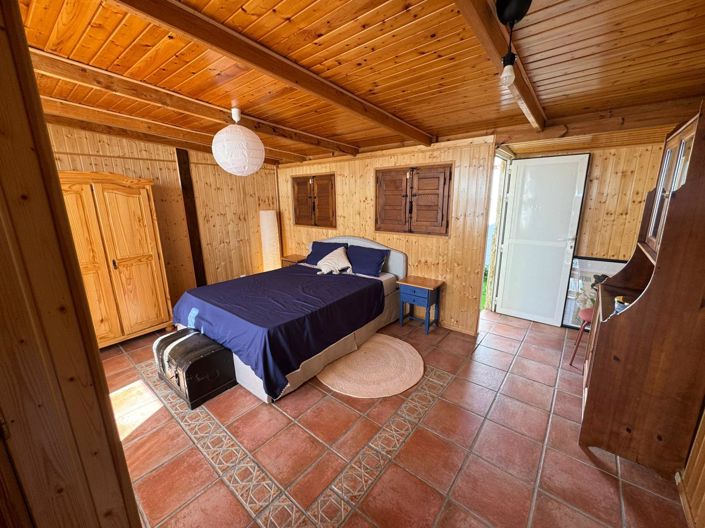 Image No.16-2 Bed Apartment for sale