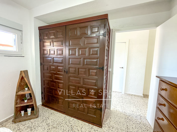 Image No.20-2 Bed Apartment for sale