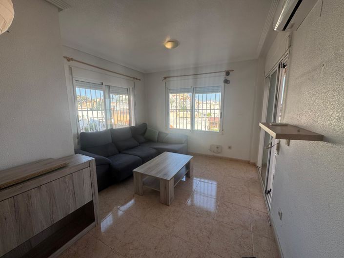 Image No.4-Appartement de 2 chambres à vendre à Torrevieja
