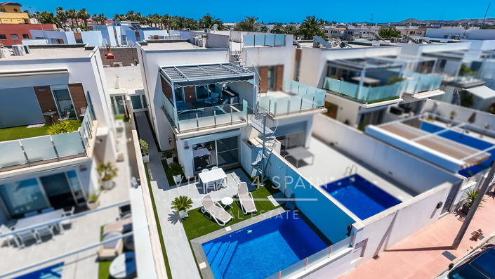 Image No.14-3 Bed Villa for sale