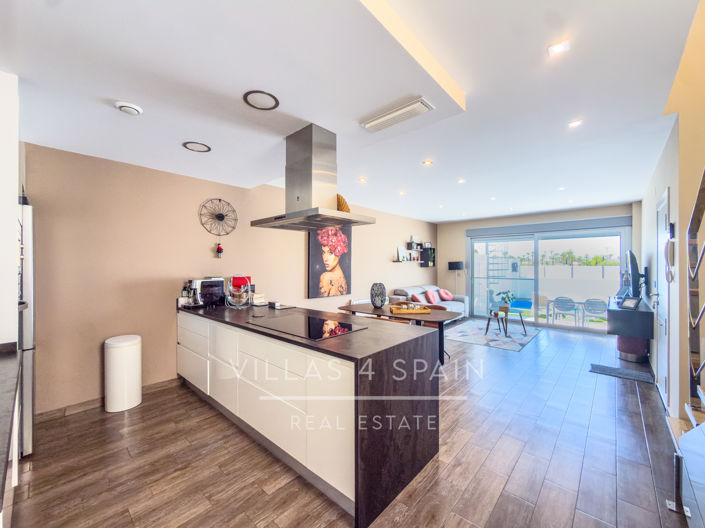 Image No.22-3 Bed Villa for sale