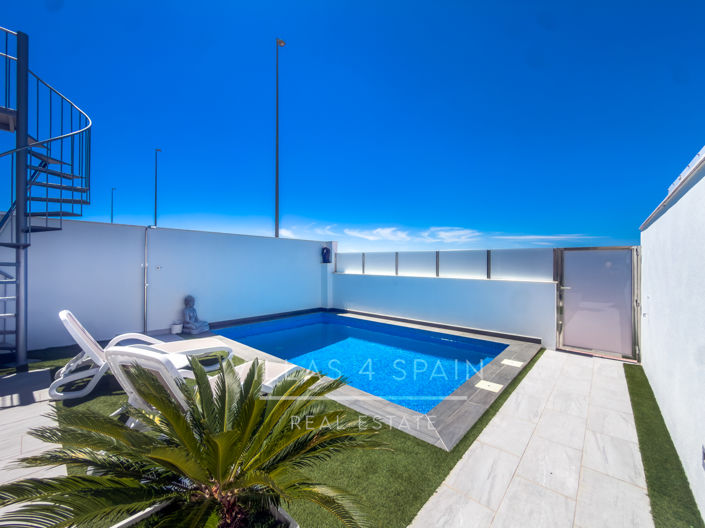 Image No.3-3 Bed Villa for sale