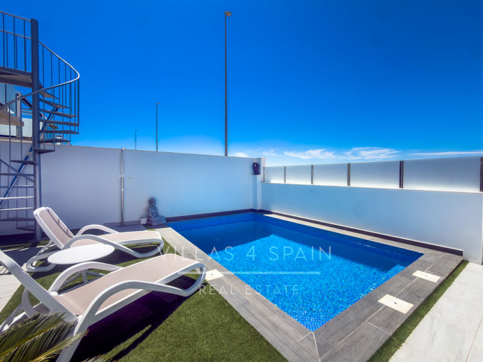 Image No.52-3 Bed Villa for sale
