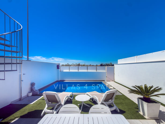 Image No.9-3 Bed Villa for sale