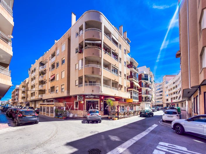Image No.39-3 Bed Apartment for sale