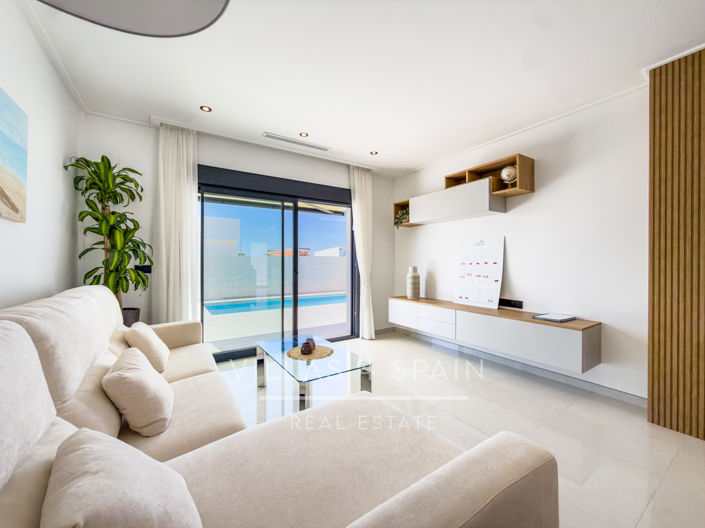 Image No.14-3 Bed Villa for sale