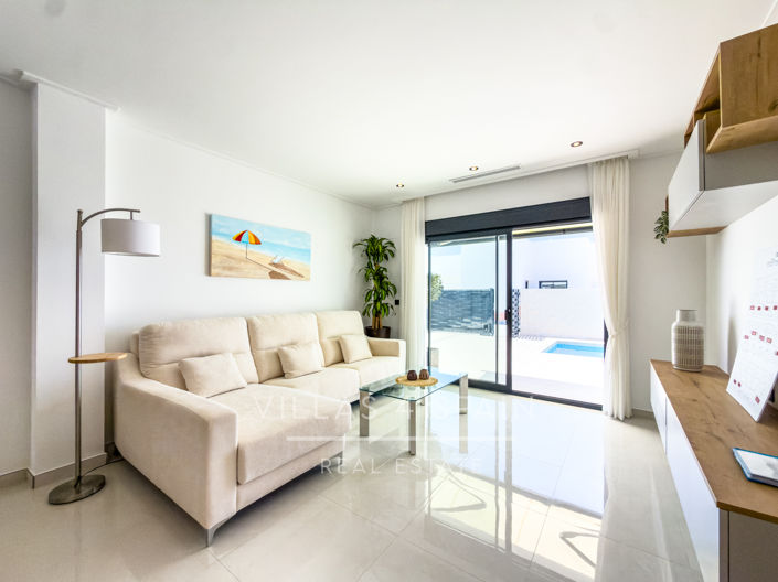 Image No.15-3 Bed Villa for sale