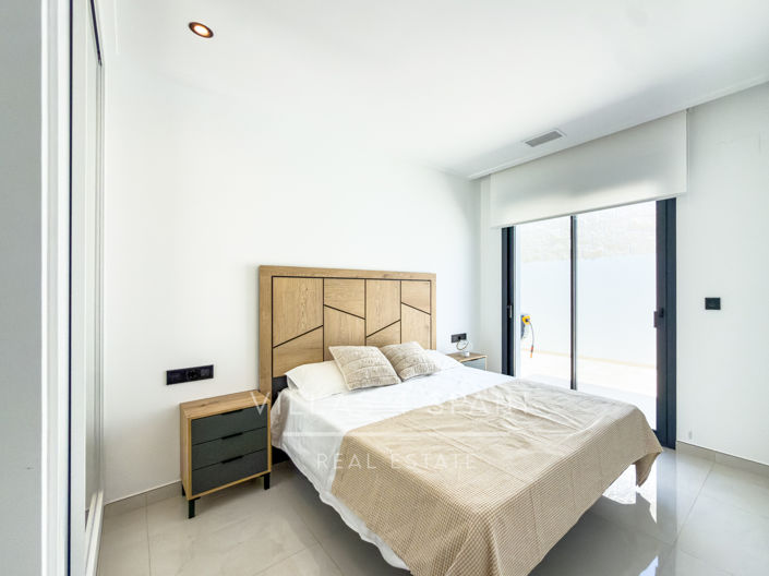 Image No.24-3 Bed Villa for sale