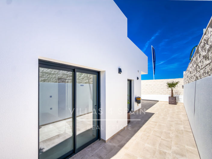 Image No.31-3 Bed Villa for sale