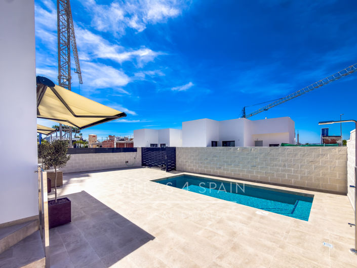 Image No.37-3 Bed Villa for sale