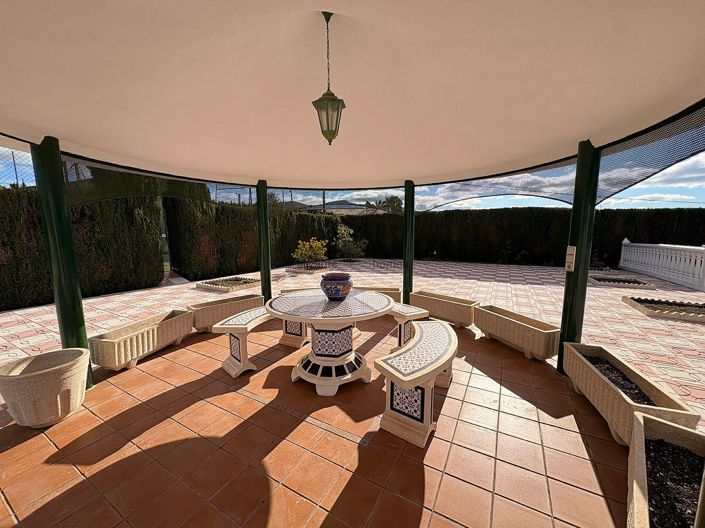 Image No.28-3 Bed Villa for sale