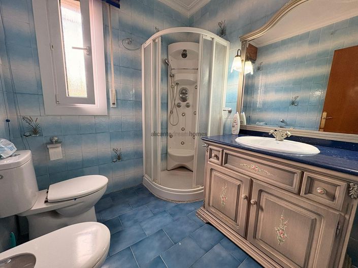 Image No.34-3 Bed Villa for sale