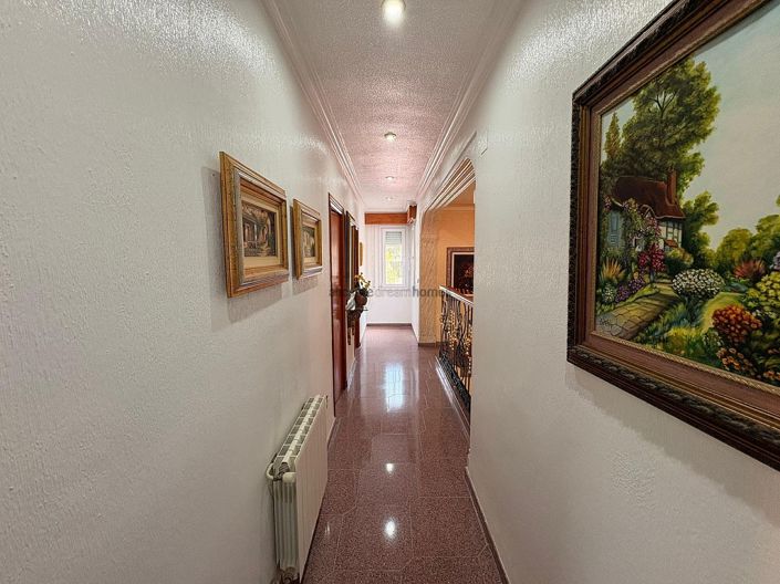 Image No.36-3 Bed Villa for sale