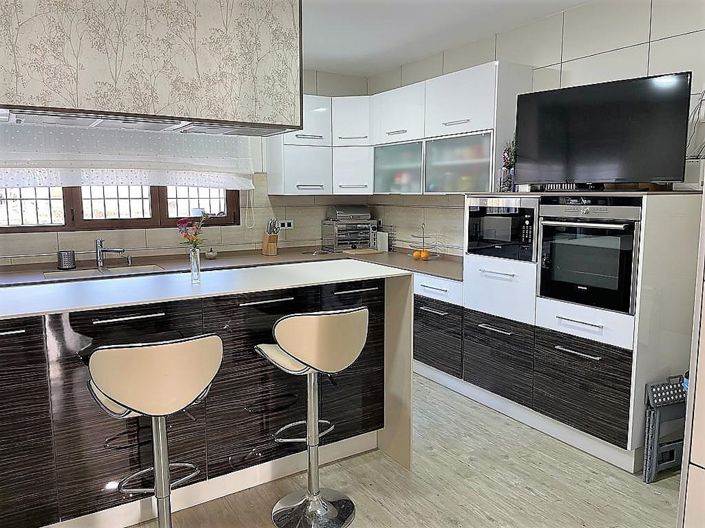 Image No.8-4 Bed Villa for sale