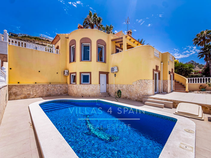 Image No.2-3 Bed Villa for sale