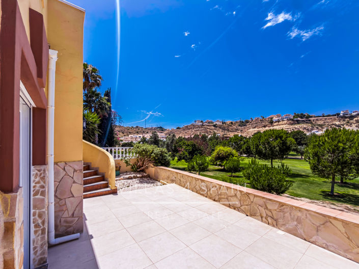 Image No.26-3 Bed Villa for sale