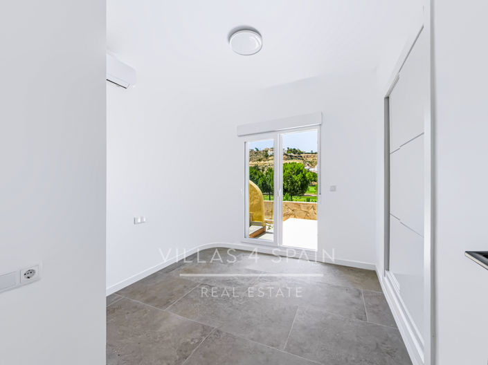 Image No.39-3 Bed Villa for sale