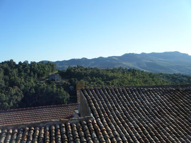 Image No.22-2 Bed Townhouse for sale