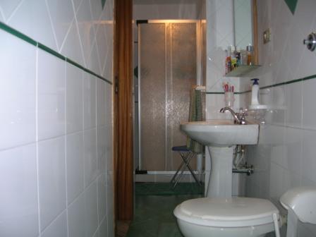 Image No.8-2 Bed Townhouse for sale