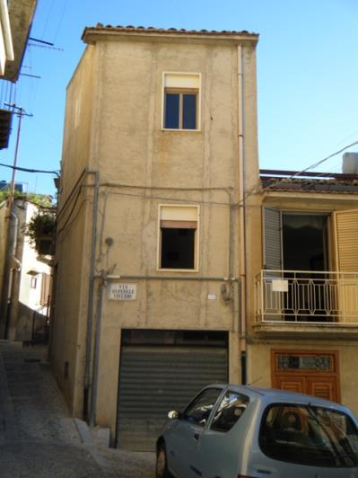 Image No.5-3 Bed Townhouse for sale