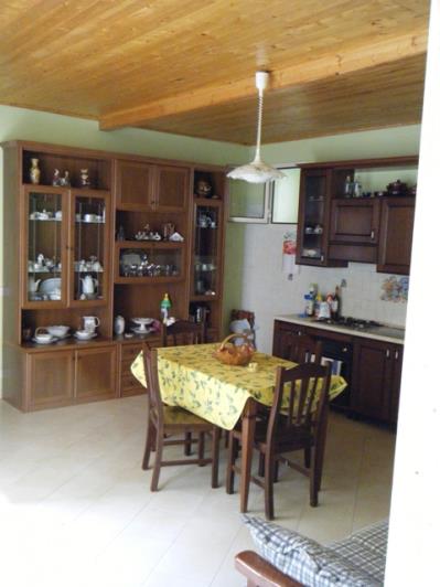 Image No.9-4 Bed Townhouse for sale