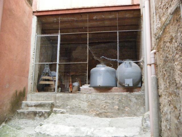 Image No.7-6 Bed Townhouse for sale