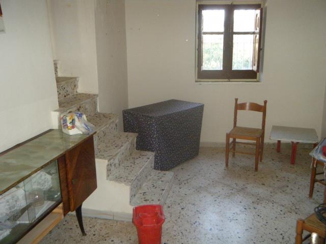 Image No.8-3 Bed Townhouse for sale