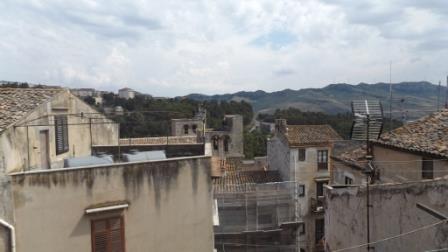 Image No.15-4 Bed Townhouse for sale