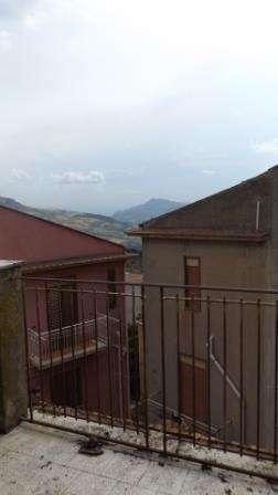 Image No.29-4 Bed Townhouse for sale