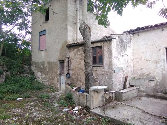 Image No.18-3 Bed Villa for sale