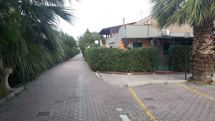 Image No.1-2 Bed Villa for sale