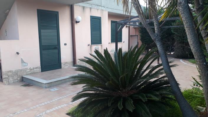 Image No.7-2 Bed Villa for sale