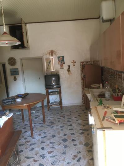 Image No.13-2 Bed Townhouse for sale