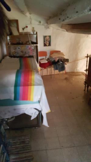 Image No.21-2 Bed Townhouse for sale