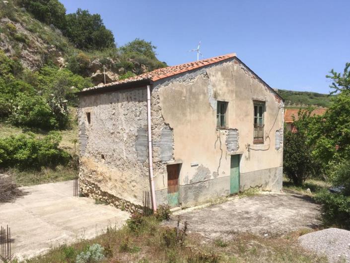 Image No.1-2 Bed Villa for sale