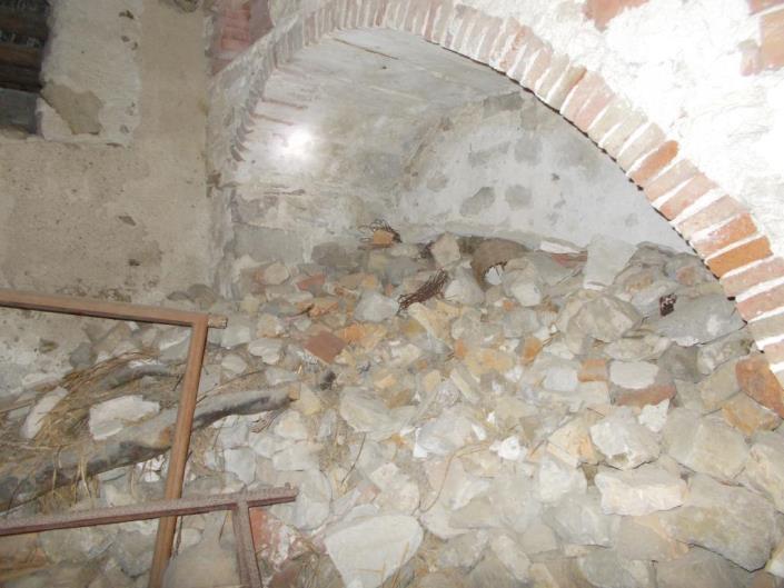 Image No.13-2 Bed Townhouse for sale