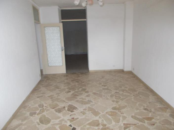 Image No.20-2 Bed Townhouse for sale