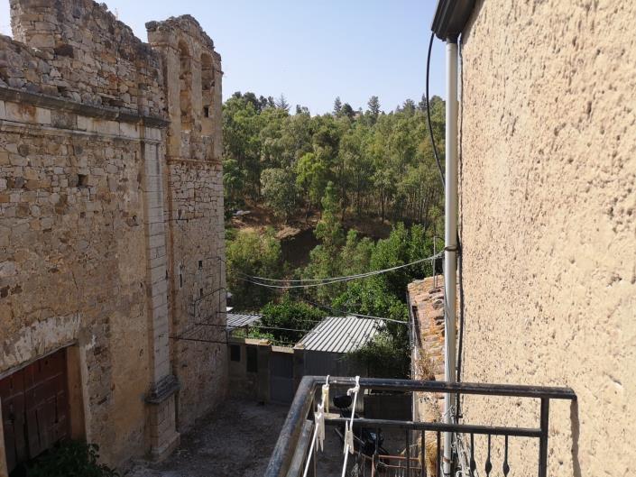 Image No.12-1 Bed Townhouse for sale