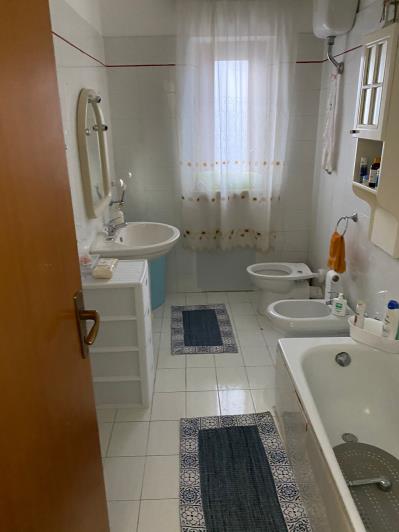 Image No.3-8 Bed Villa for sale