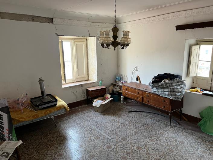 Image No.3-2 Bed House for sale