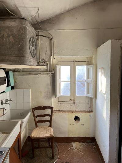 Image No.9-2 Bed House for sale